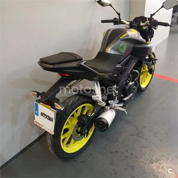 Yamaha MT-125 – Vista 17