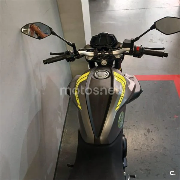 Yamaha MT-125 – Vista 18