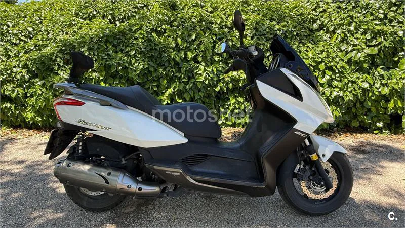 Kymco Super Dink 125 – Vista 13