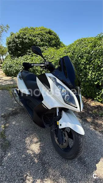 Kymco Super Dink 125 – Vista 14