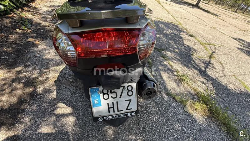 Kymco Super Dink 125 – Vista 17