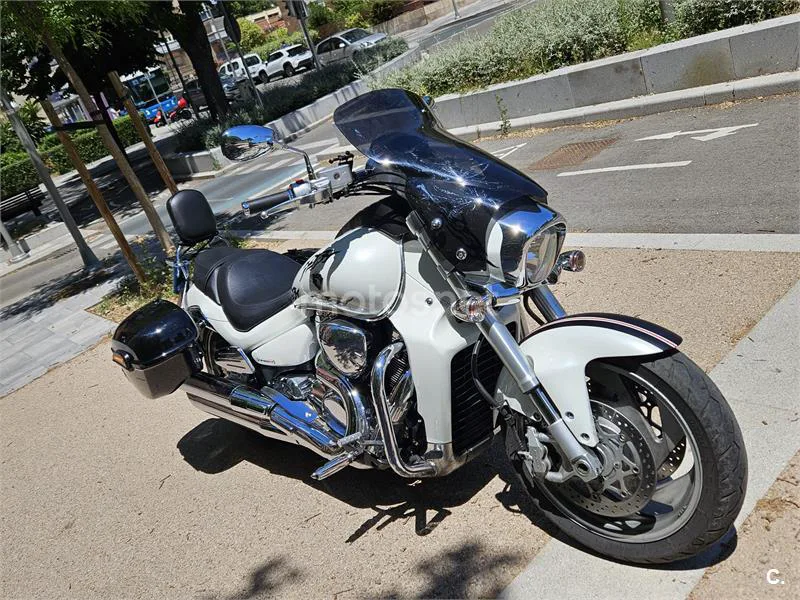 Suzuki Intruder M1800R – Vista 4