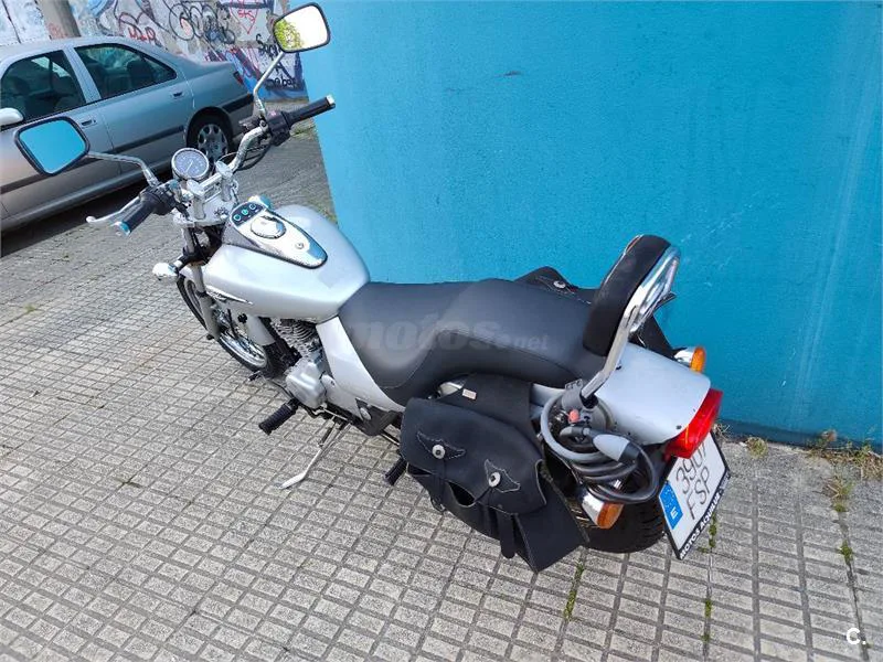 Kawasaki Eliminator 125 – Vista 3