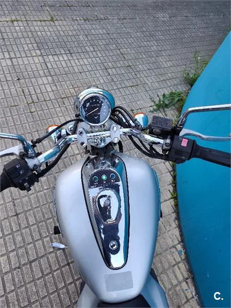 Kawasaki Eliminator 125 – Vista 4