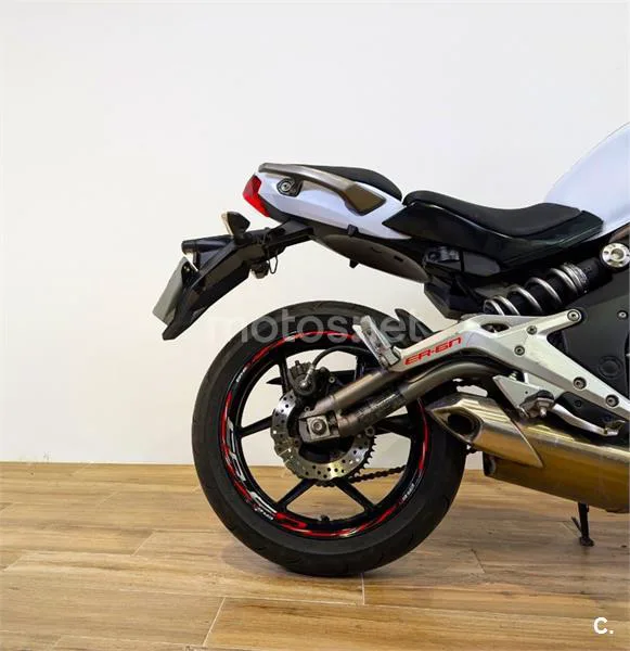 Kawasaki ER-6N – Vista 3