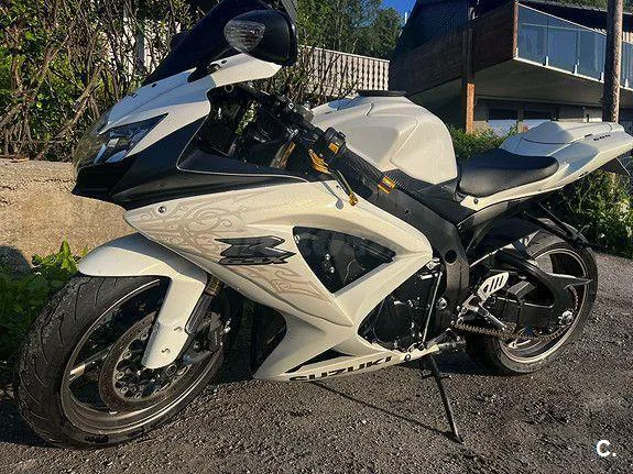 Suzuki GSX-R600 – Vista 2