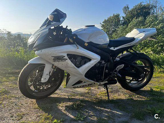 Suzuki GSX-R600 – Vista 3