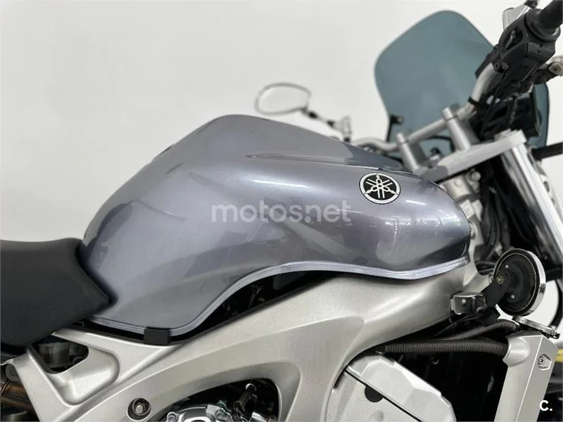 Yamaha FZ6 – Vista 13