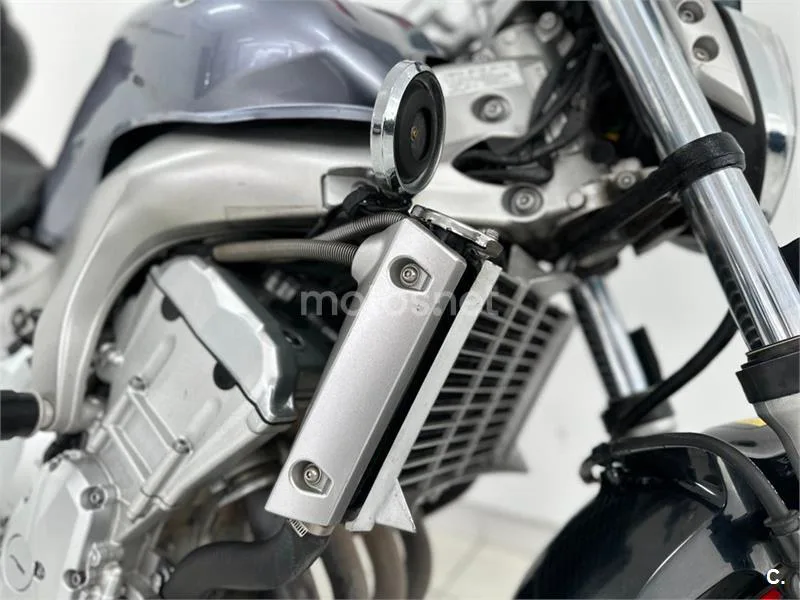 Yamaha FZ6 – Vista 14