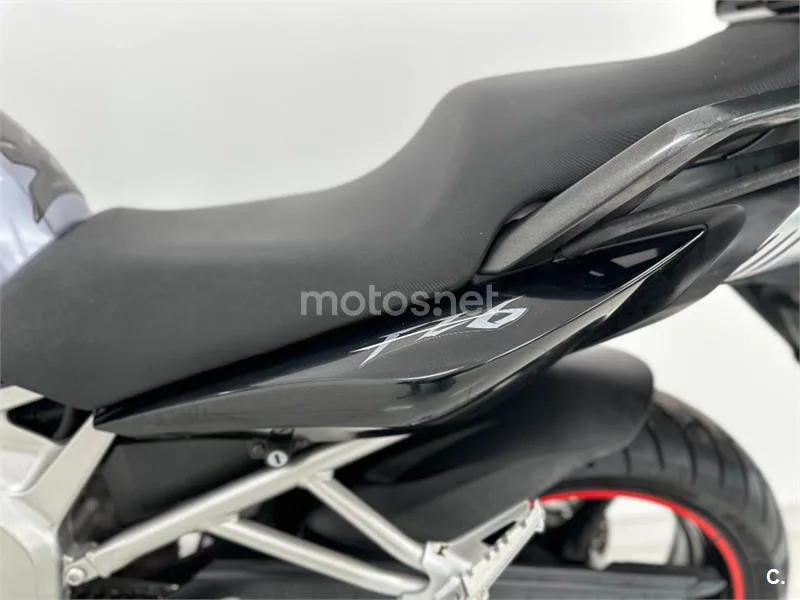 Yamaha FZ6 – Vista 28