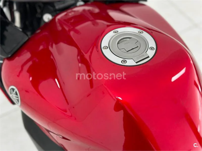 Yamaha FZ6 Fazer – Vista 17