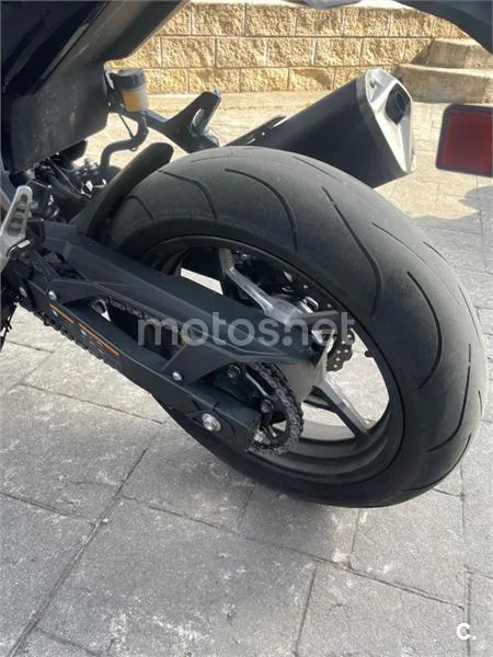 Kawasaki Z400 – Vista 5