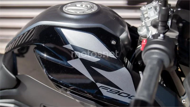 BMW F 900 R – Vista 12