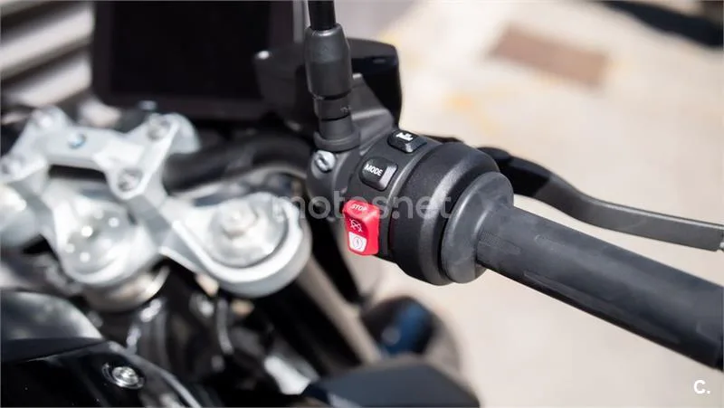 BMW F 900 R – Vista 10