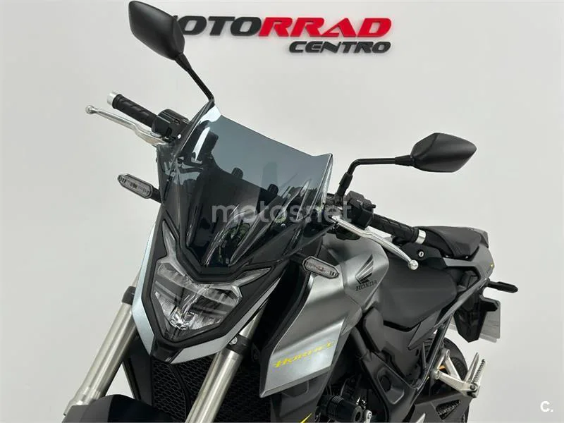 Honda CB 750 Hornet – Vista 8