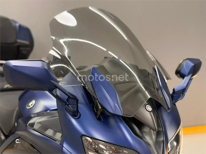 Yamaha FJR 1300 AE – Vista 10