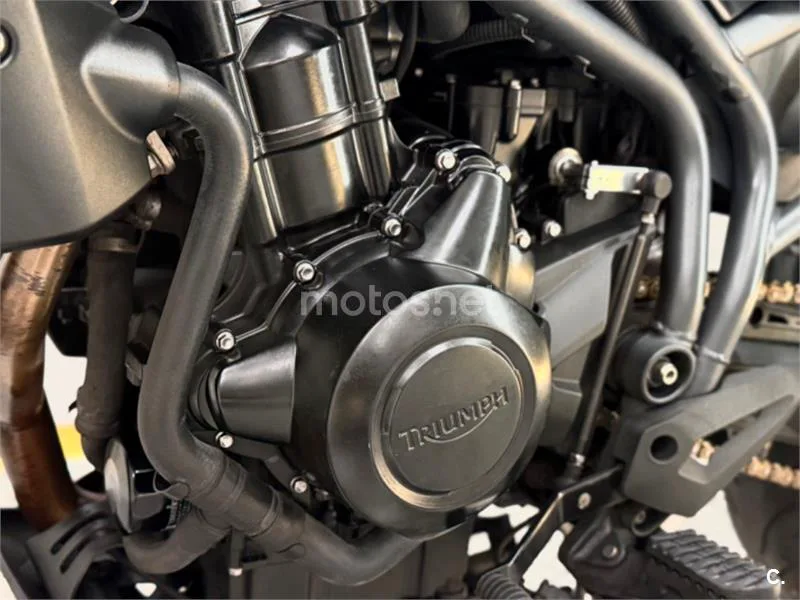 Triumph Tiger 800 – Vista 16