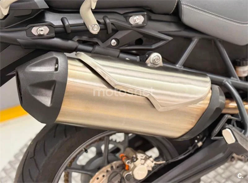 Triumph Tiger 800 – Vista 9