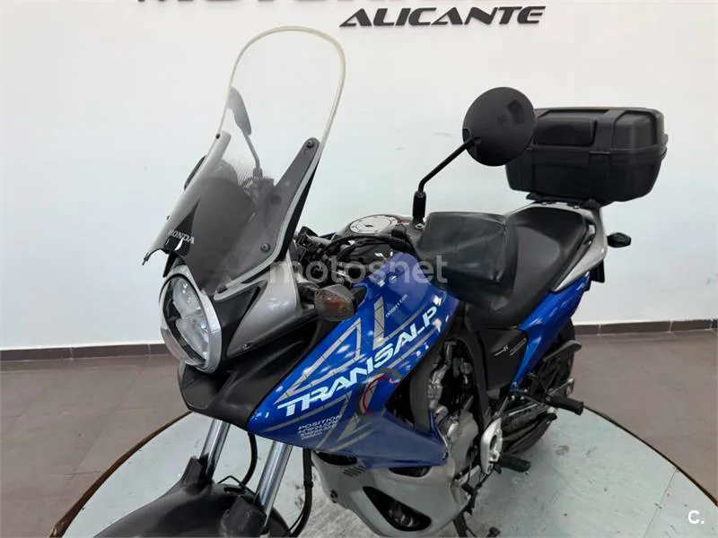 Honda Transalp XL 700 V – Vista 17