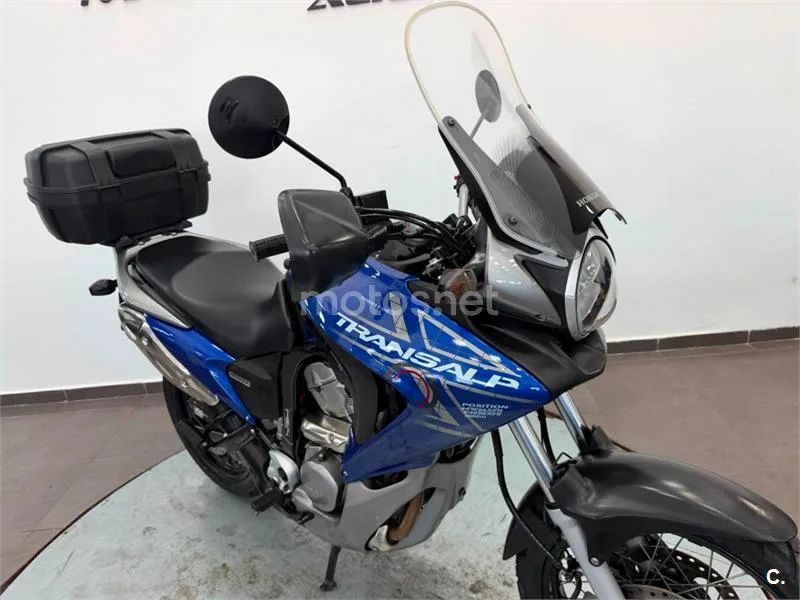 Honda Transalp XL 700 V – Vista 20