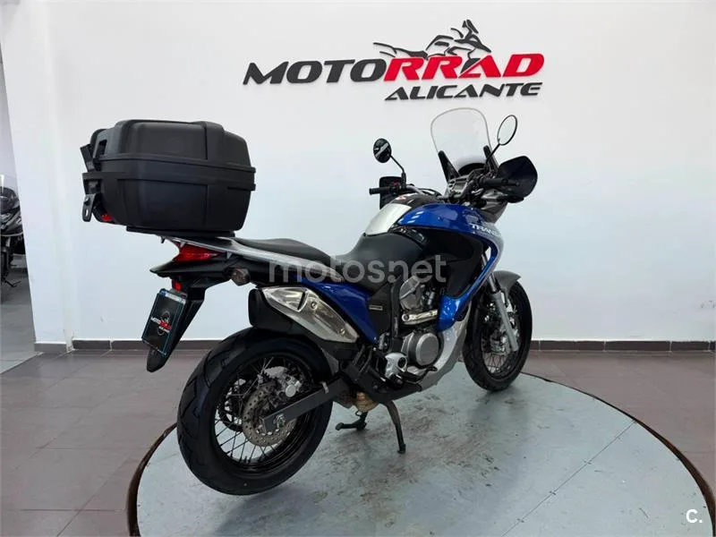 Honda Transalp XL 700 V – Vista 3
