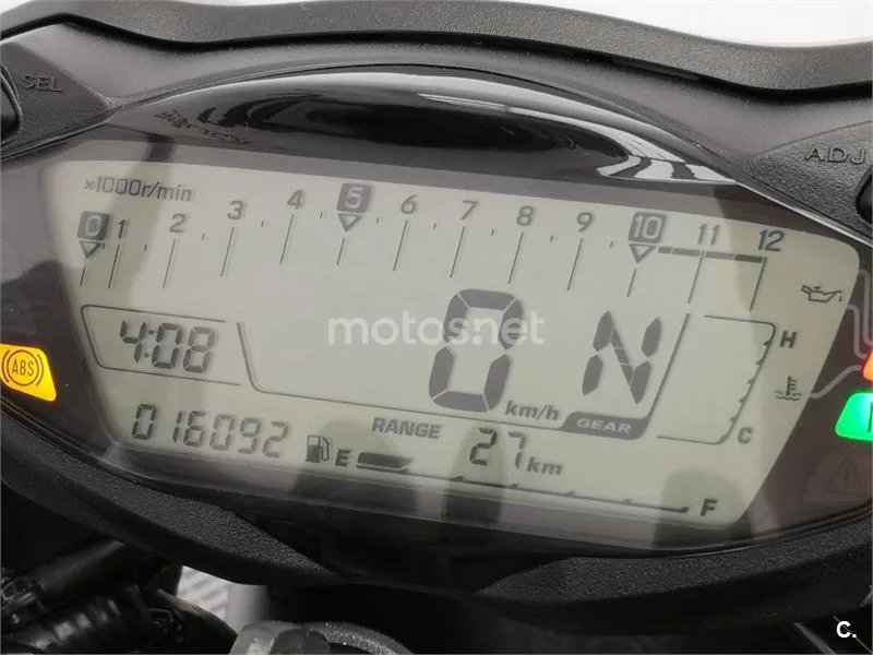 Suzuki SV 650 – Vista 8