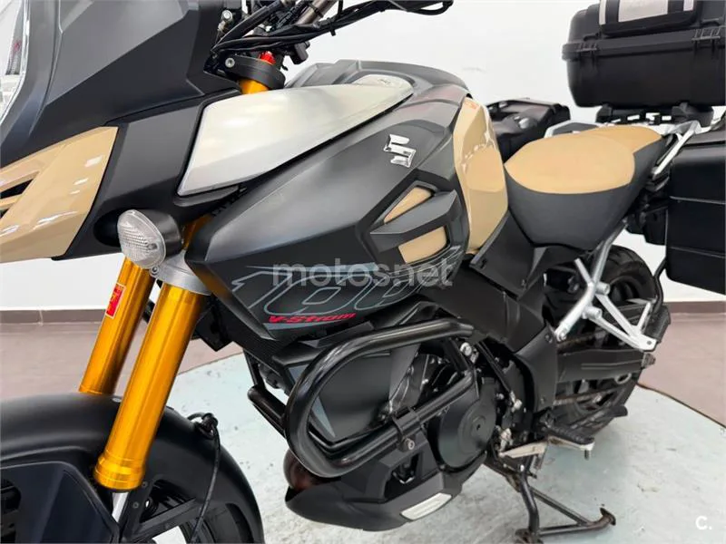 Suzuki V-Strom 1000 – Vista 18
