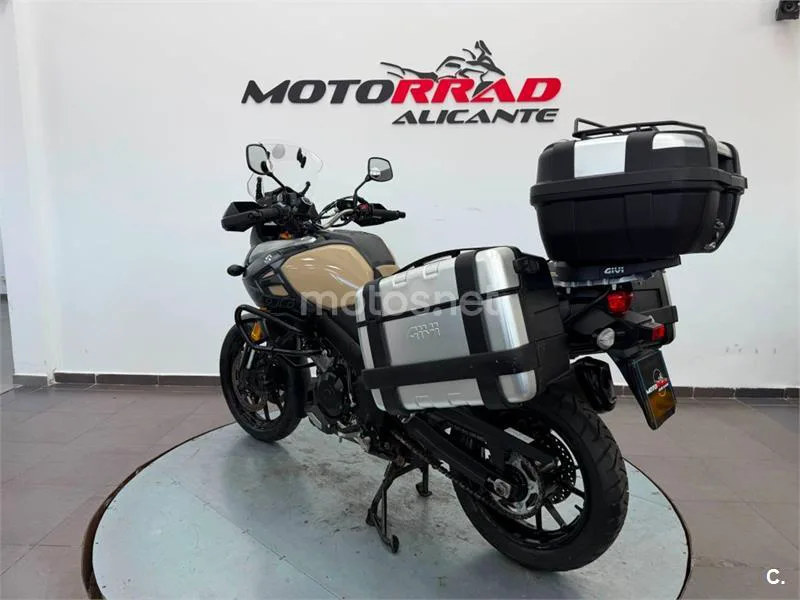 Suzuki V-Strom 1000 – Vista 5
