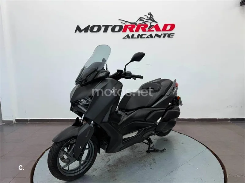 Yamaha XMAX 300 – Vista 13