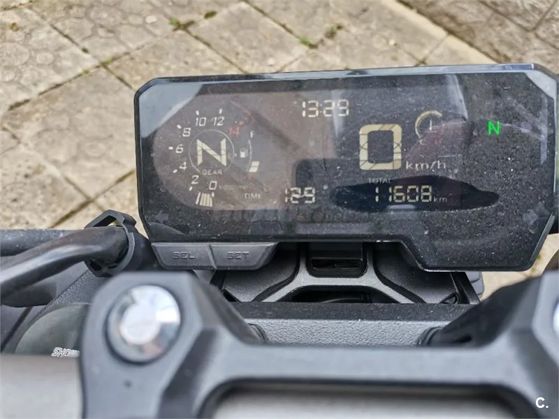 Honda CB 650 R – Vista 4