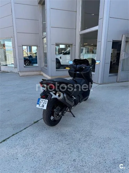 Yamaha TMAX 530 – Vista 5