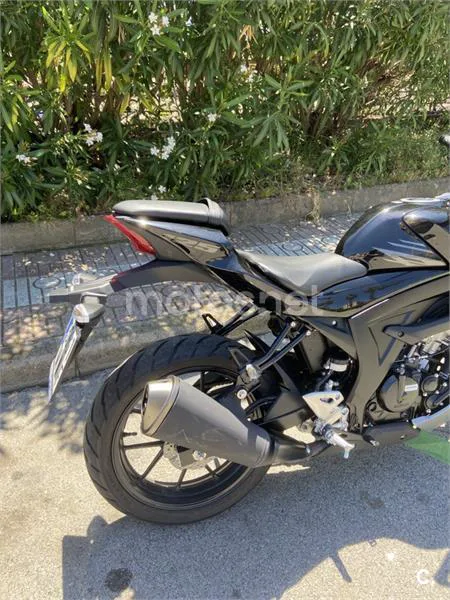 Suzuki GSX-S125 - Vista 3
