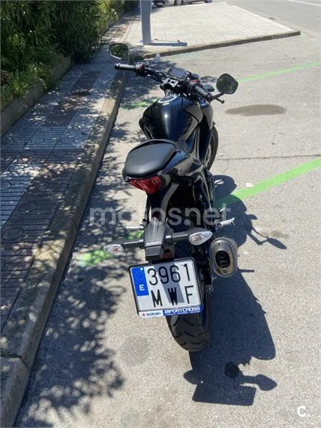Suzuki GSX-S125 - Vista 4