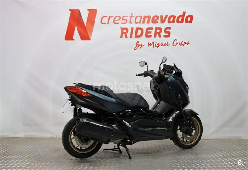 Yamaha XMAX 300 – Vista 11