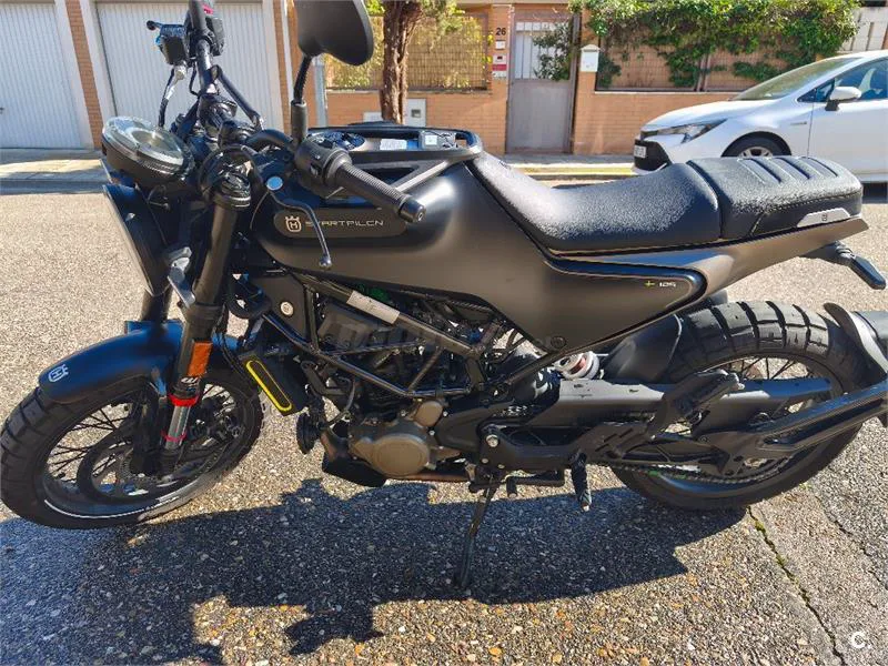 Husqvarna Svartpilen 125 – Vista 4