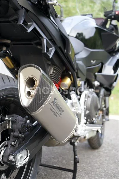 BMW F 900 XR – Vista 3