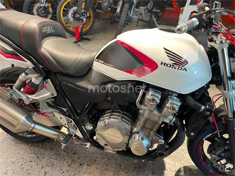 Honda CB 1300 – Vista 4
