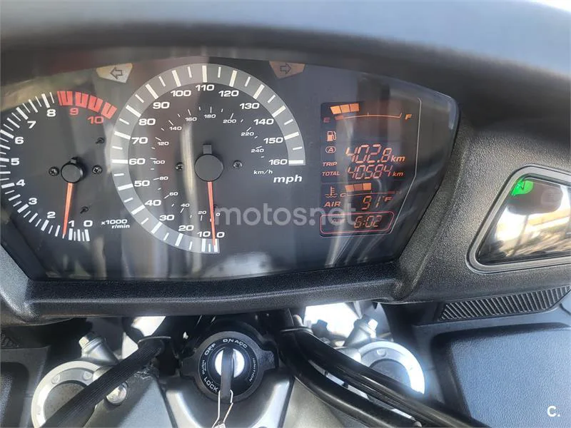 Honda Pan-European ST 1300 – Vista 16