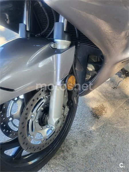 Honda Pan-European ST 1300 – Vista 10