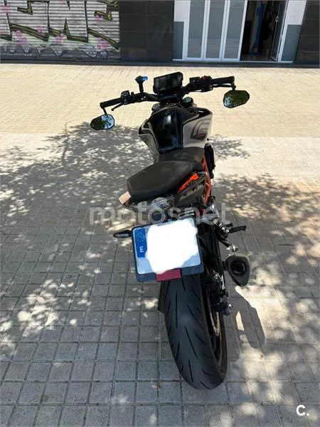 KTM 125 – Vista 3