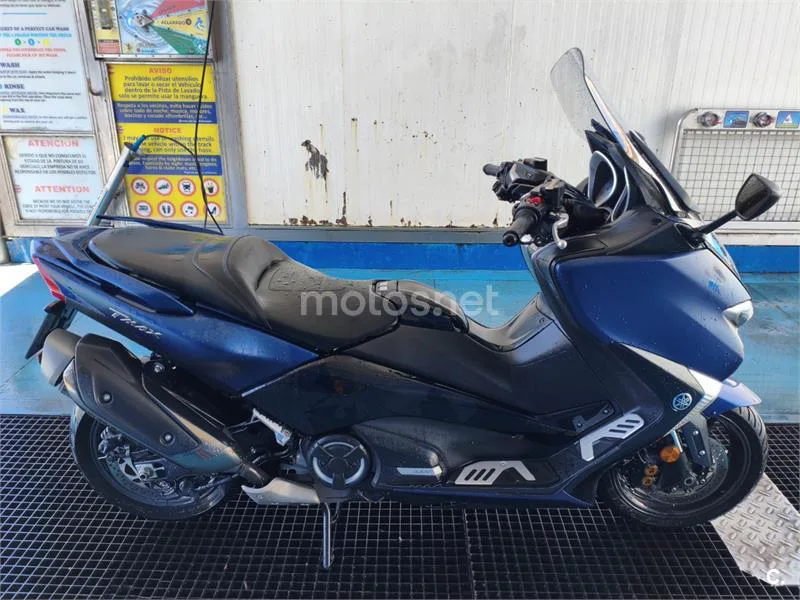 Yamaha TMAX 530 – Vista 3