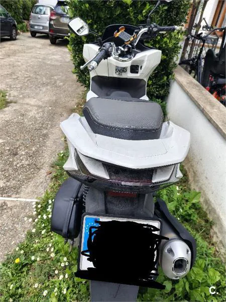 Honda PCX 125 – Vista 3