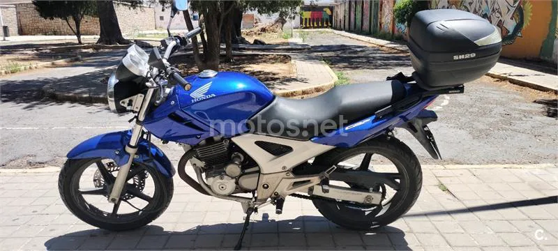Honda CBF 250 – Vista 5