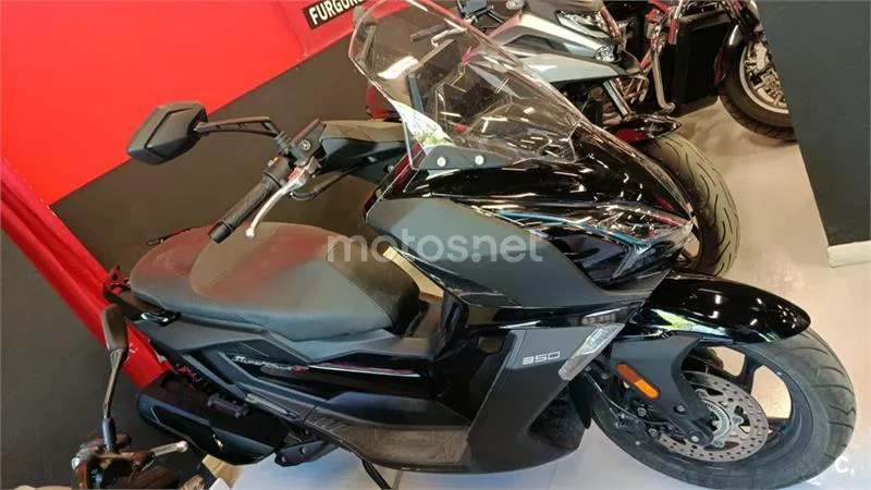 Kymco Super Dink 350 – Vista 3