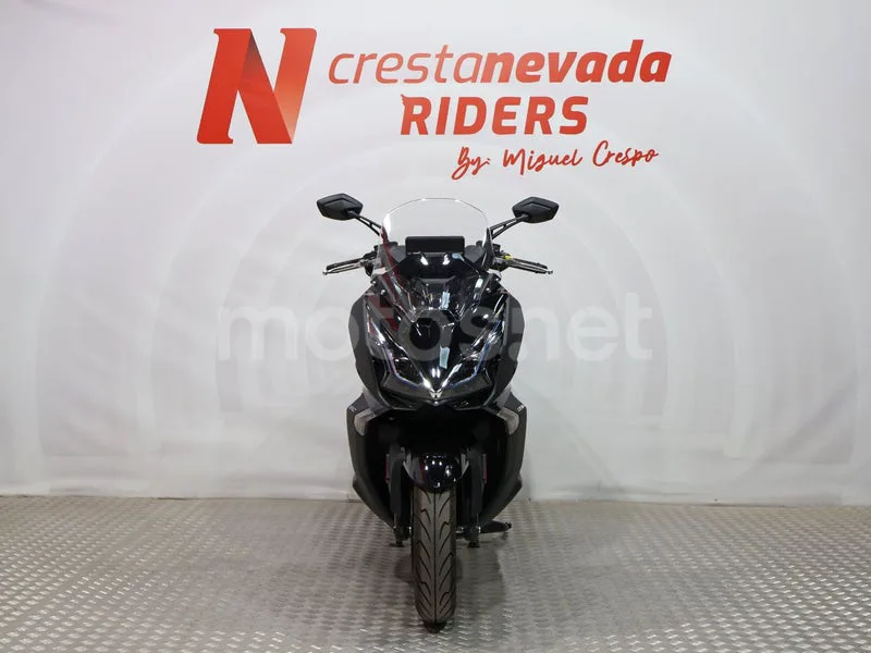 Kymco Super Dink 350 – Vista 5