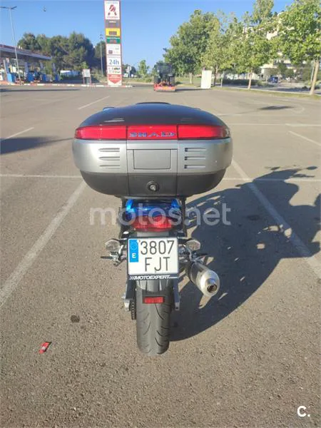 Suzuki Bandit 650 S – Vista 4