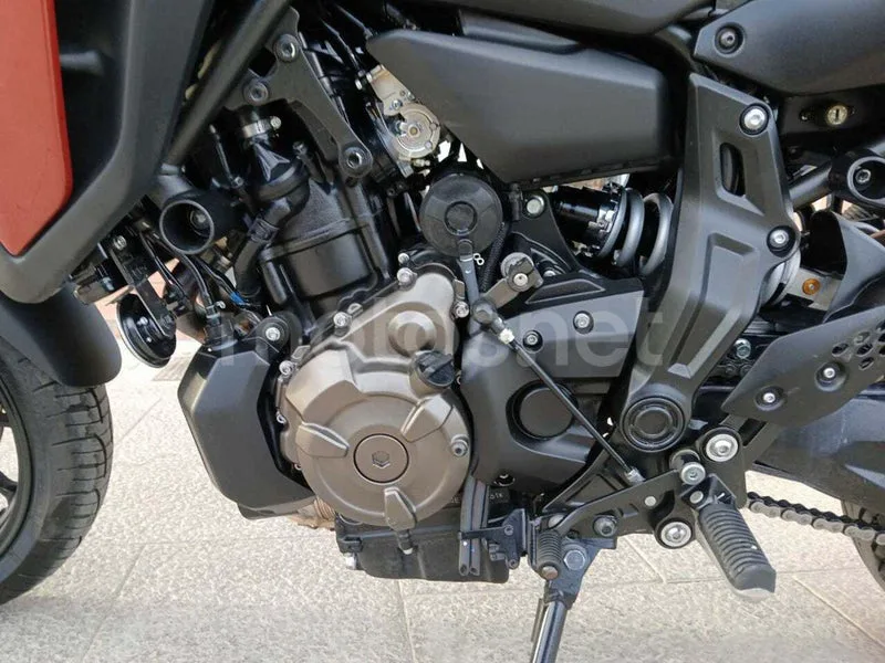 Yamaha Tracer 7 – Vista 16