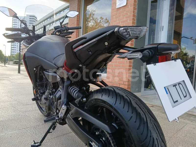 Yamaha Tracer 7 – Vista 17