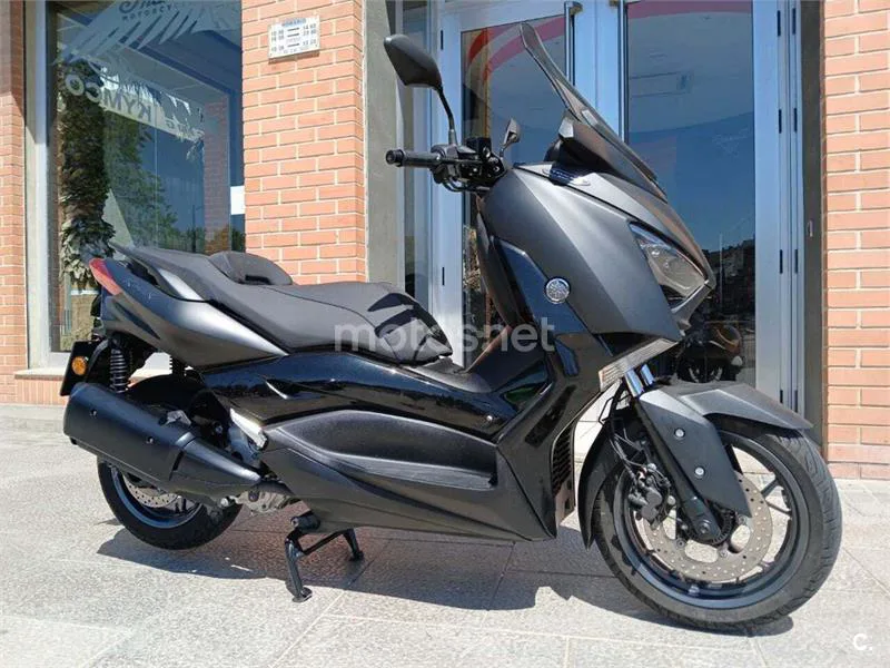 Yamaha XMAX 300 – Vista 3