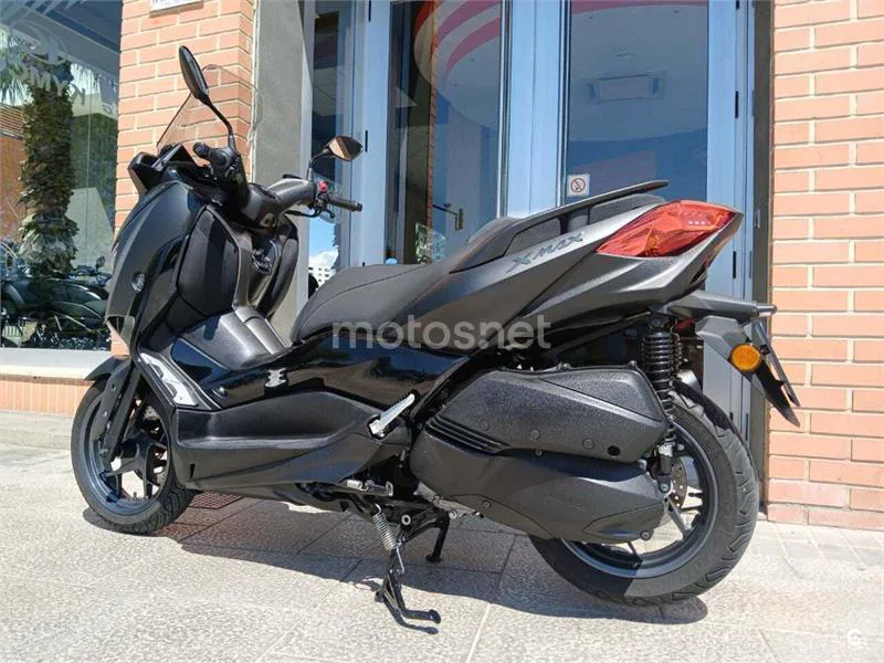 Yamaha XMAX 300 – Vista 8